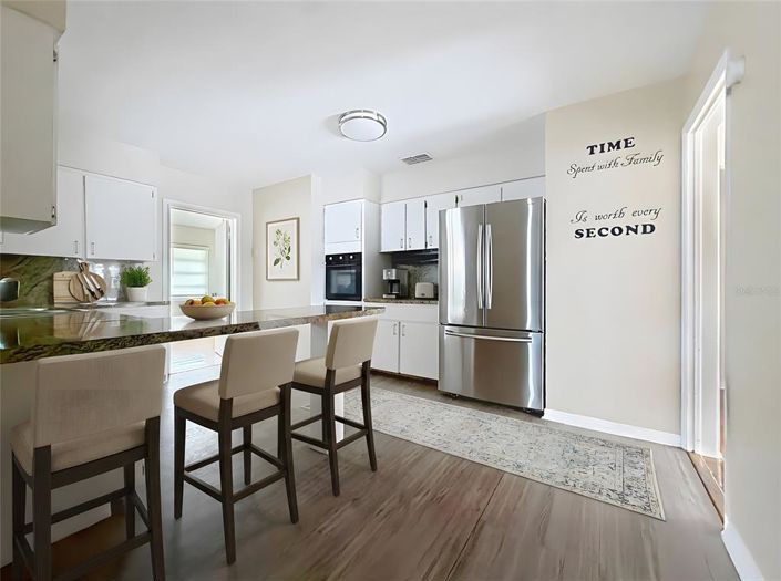 Image No.7-3 Bed House for sale