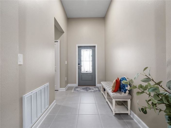 Image No.23-4 Bed House for sale