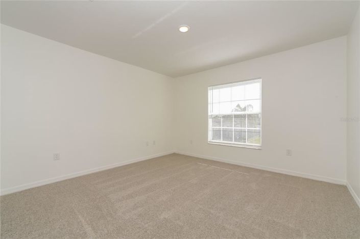 Image No.16-5 Bed House for sale