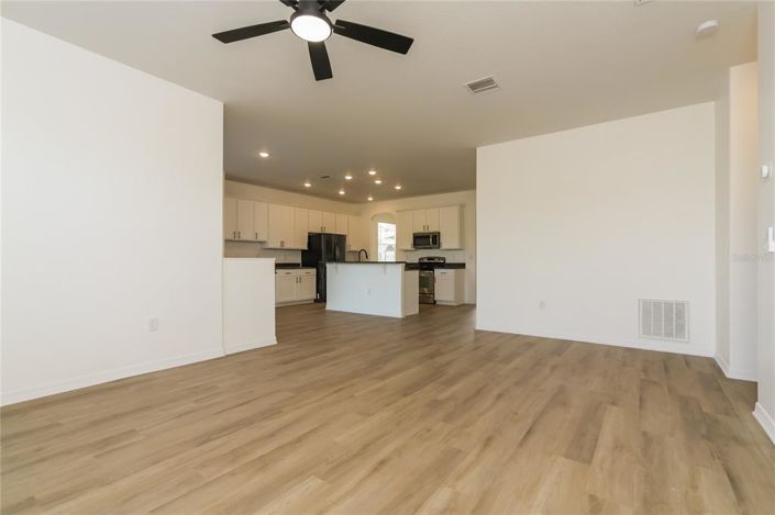 Image No.4-5 Bed House for sale