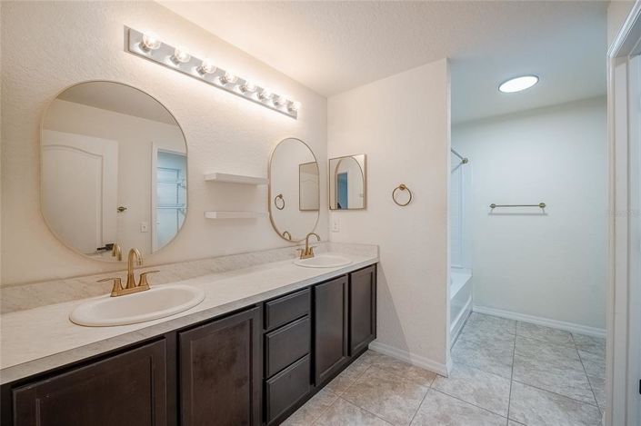 Image No.9-Maison de 4 chambres à vendre à Saint John