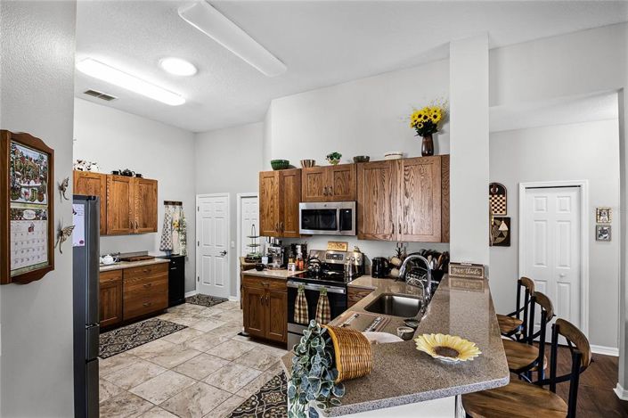 Image No.17-3 Bed House for sale