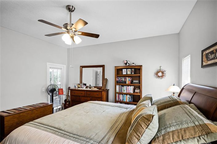 Image No.20-3 Bed House for sale