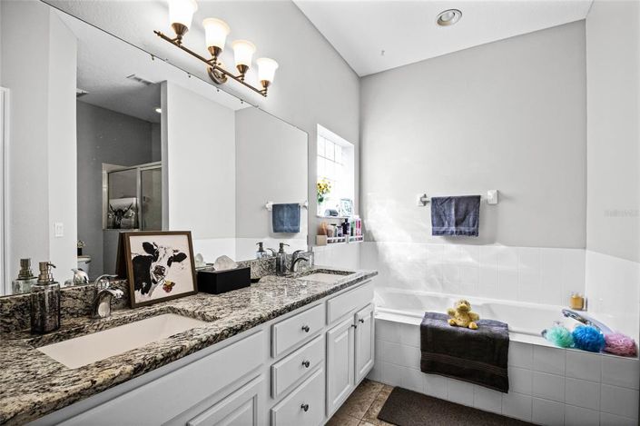 Image No.21-3 Bed House for sale