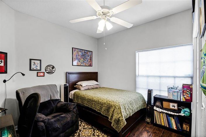 Image No.25-3 Bed House for sale