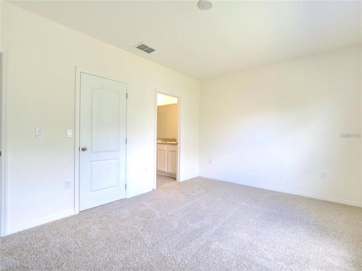 Image No.6-3 Bed Townhouse for sale