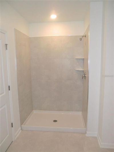 Image No.23-4 Bed House for sale