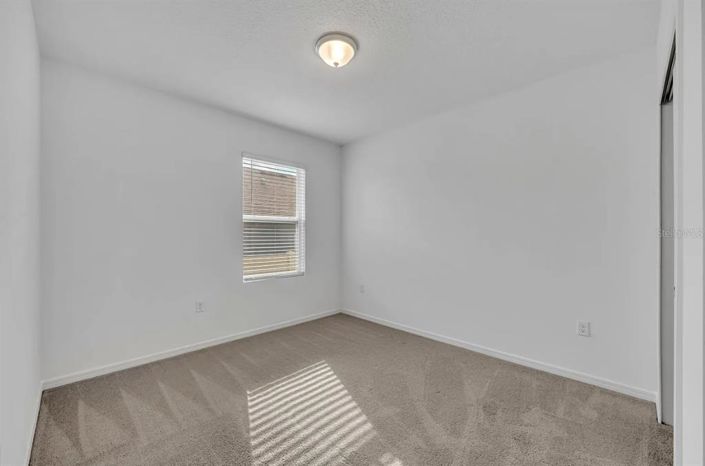 Image No.11-3 Bed House for sale