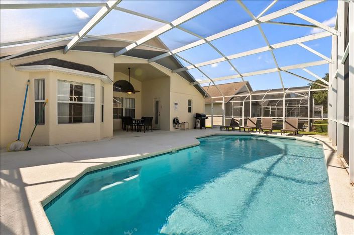 Image No.25-4 Bed House for sale