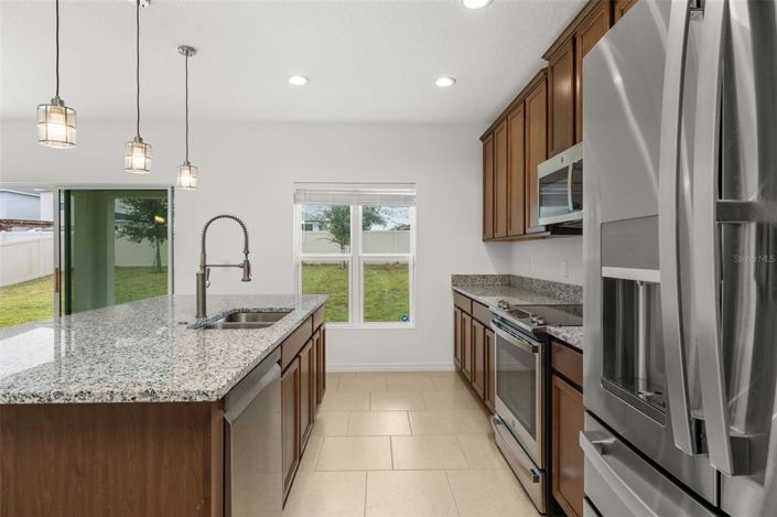 Image No.13-5 Bed House for sale