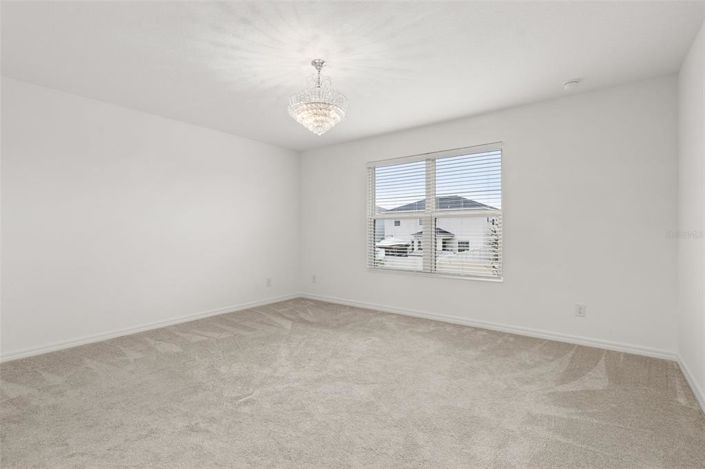 Image No.32-5 Bed House for sale