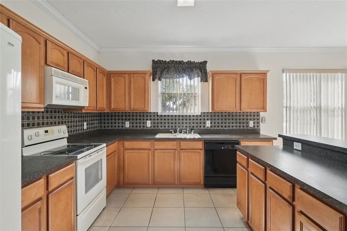 Image No.2-3 Bed House for sale