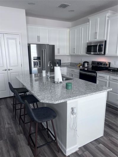 Image No.16-4 Bed House for sale