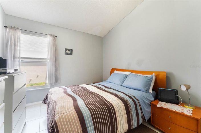 Image No.12-4 Bed House for sale