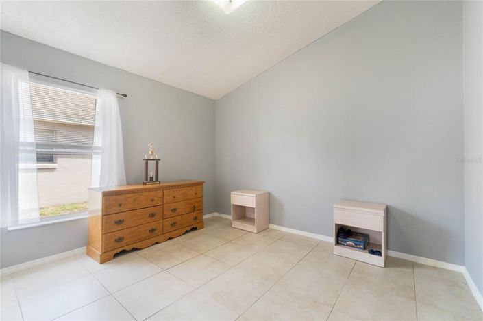 Image No.16-4 Bed House for sale