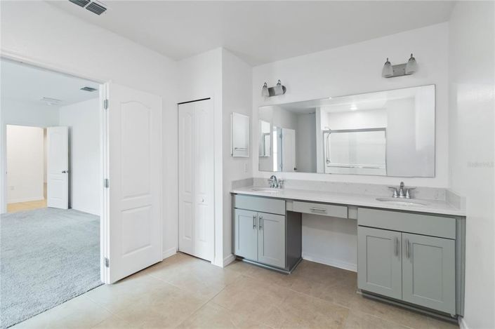 Image No.19-4 Bed House for sale