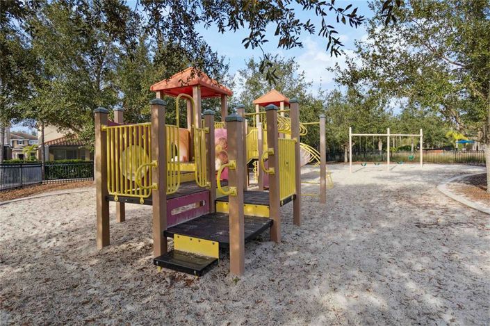 Image No.43-4 Bed House for sale