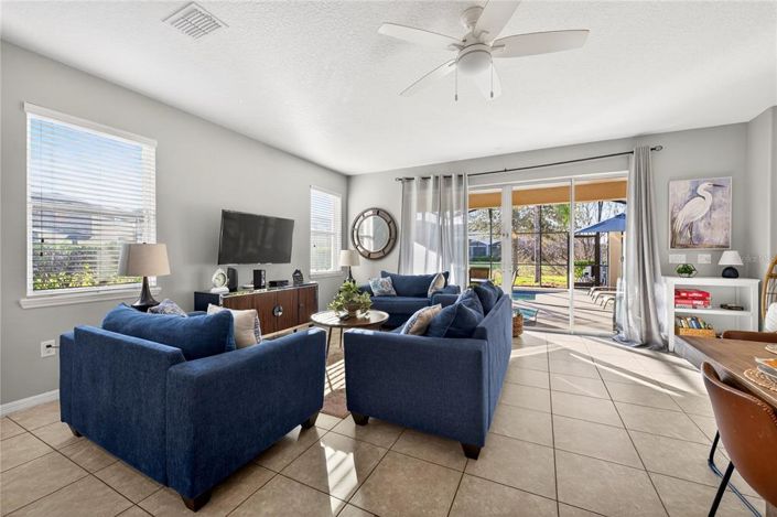 Image No.18-Maison de ville de 5 chambres à vendre à Saint John