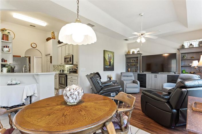 Image No.12-3 Bed House for sale