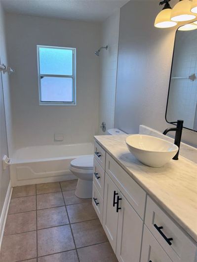 Image No.19-4 Bed House for sale