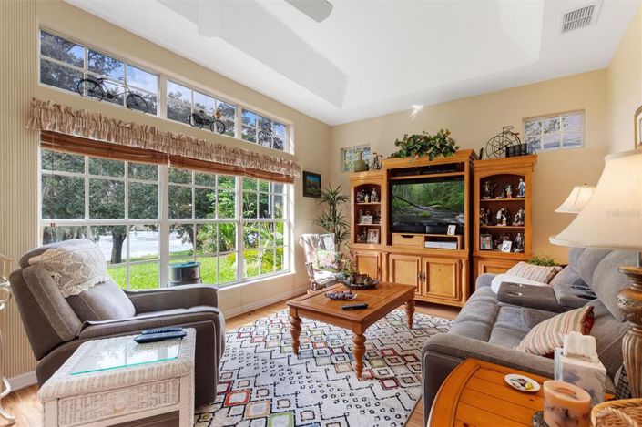 Image No.2-Maison de 3 chambres à vendre à Saint John