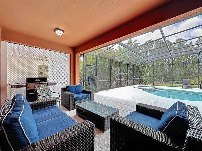 Image No.26-6 Bed House for sale