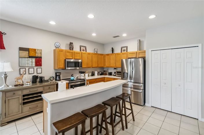 Image No.3-5 Bed House for sale