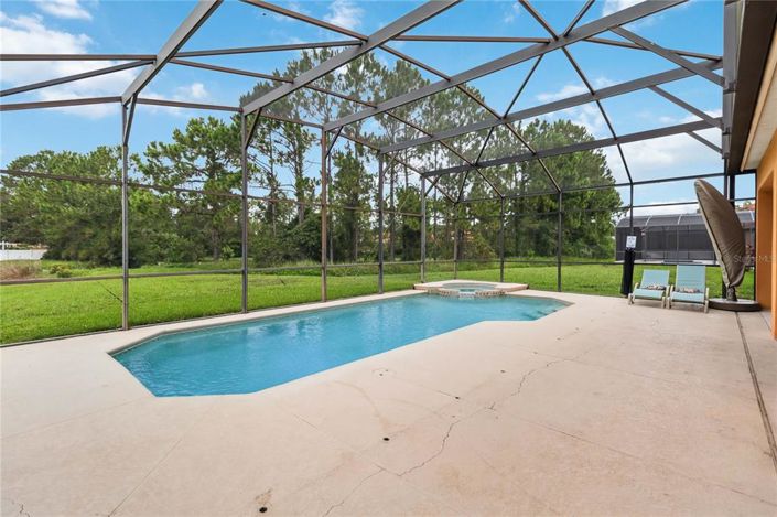 Image No.30-5 Bed House for sale