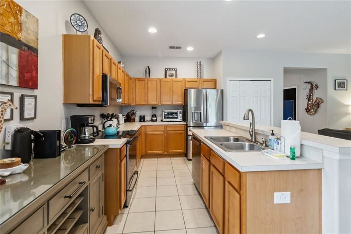 Image No.4-5 Bed House for sale