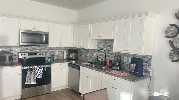 Image No.3-3 Bed Townhouse for sale