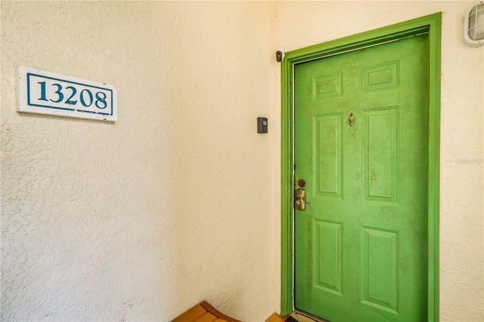 Image No.2-4 Bed Apartment for sale