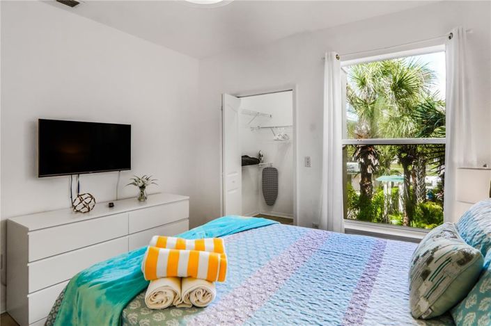 Image No.20-4 Bed Apartment for sale