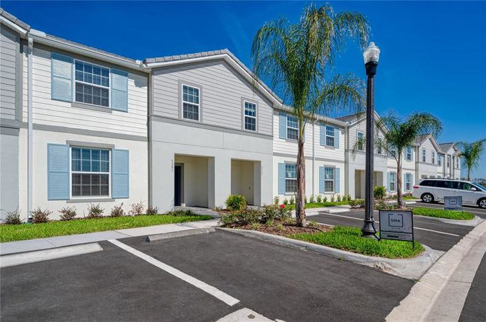 Image No.2-Maison de ville de 5 chambres à vendre à Saint John