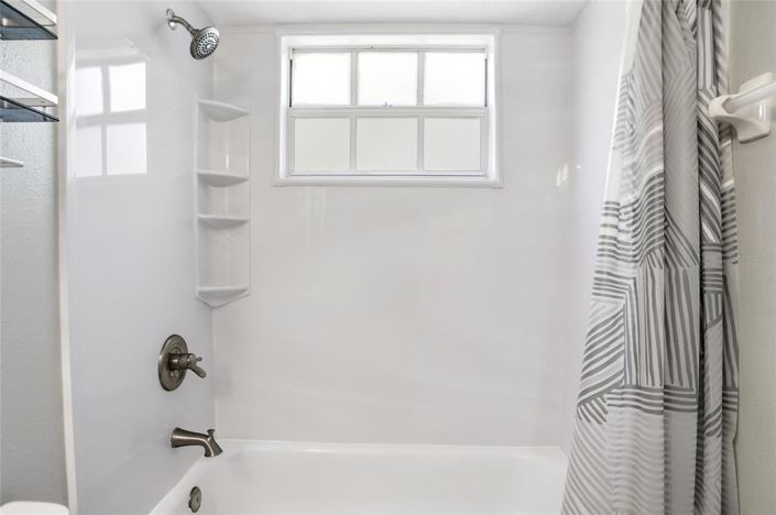 Image No.23-Appartement de 3 chambres à vendre à Saint John