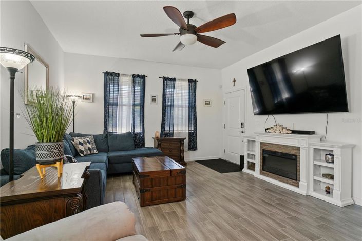 Image No.16-5 Bed House for sale