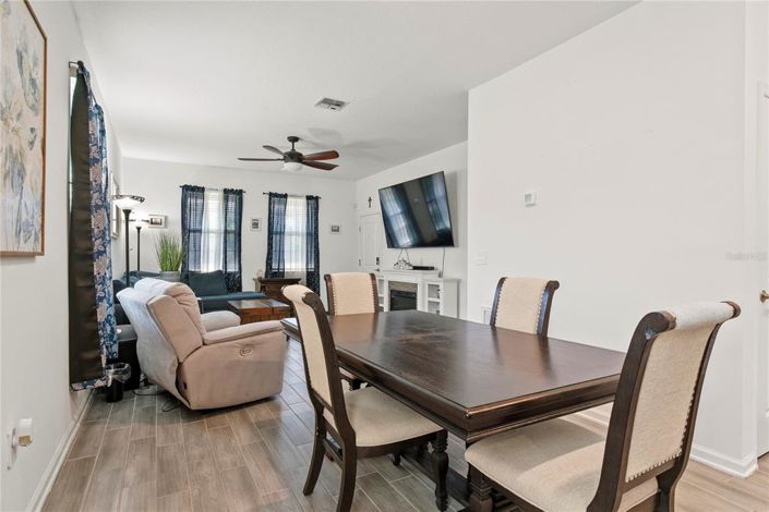 Image No.18-5 Bed House for sale