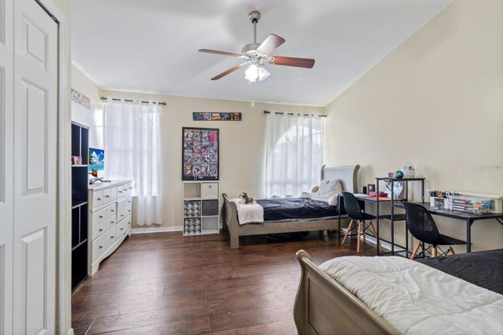 Image No.24-3 Bed Townhouse for sale