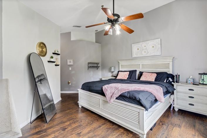 Image No.5-3 Bed Townhouse for sale