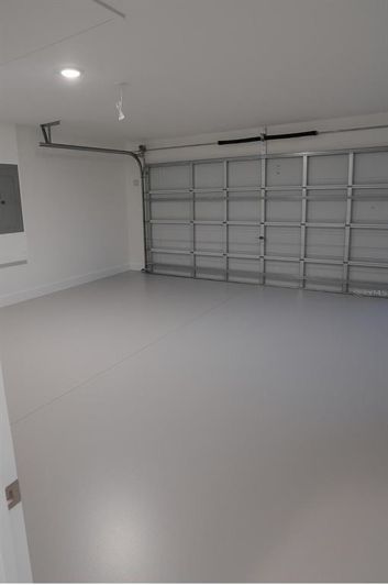 Image No.18-4 Bed House for sale