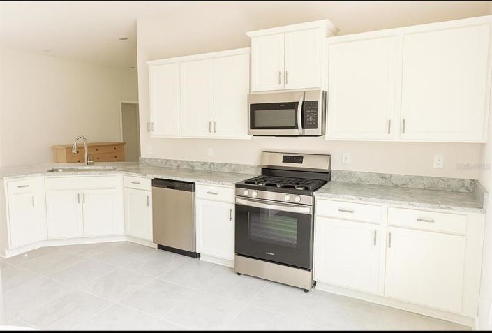 Image No.6-4 Bed House for sale