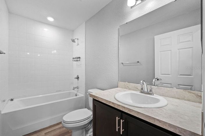 Image No.21-3 Bed House for sale