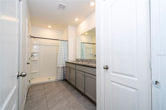 Image No.60-3 Bed House for sale