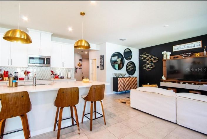 Image No.18-4 Bed House for sale