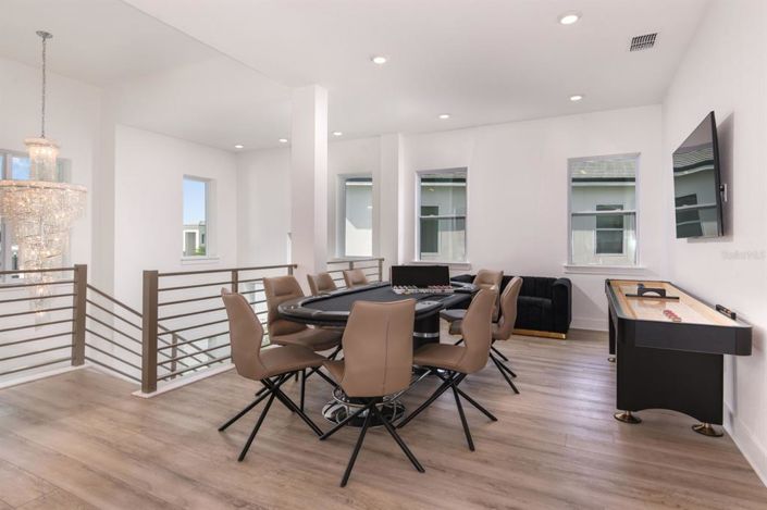 Image No.20-6 Bed House for sale