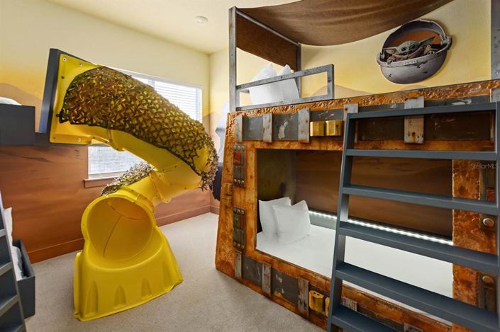 Image No.25-6 Bed House for sale