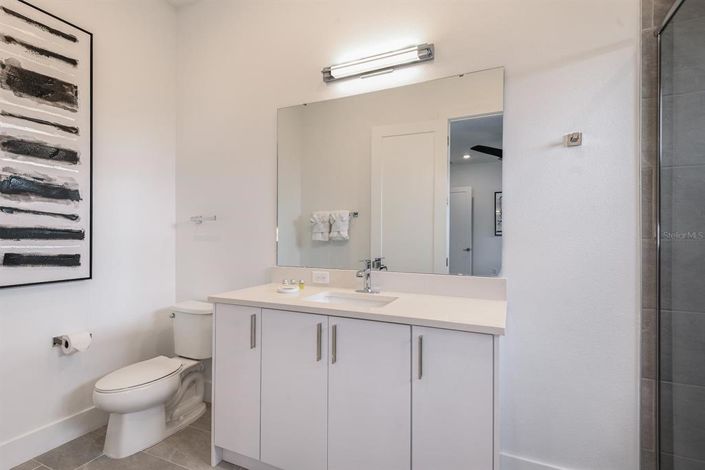 Image No.33-6 Bed House for sale