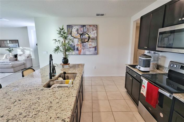 Image No.11-4 Bed House for sale