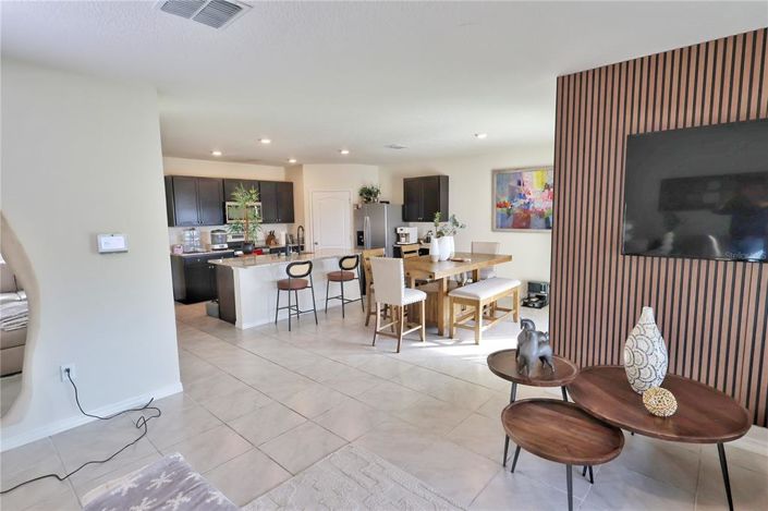 Image No.12-4 Bed House for sale