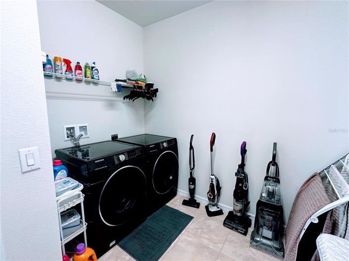 Image No.12-4 Bed House for sale