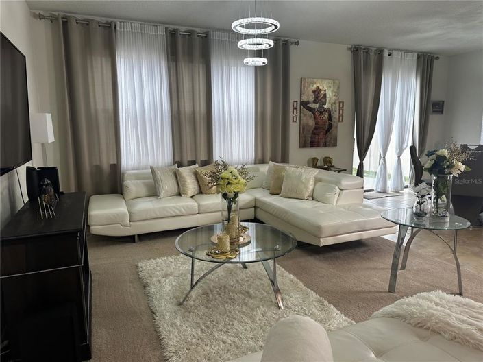 Image No.9-4 Bed House for sale